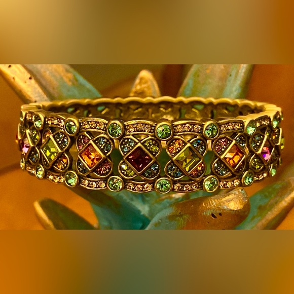 Heidi Daus Color Burst Swarovski 360 Bangle Bracelet - Picture 5 of 16